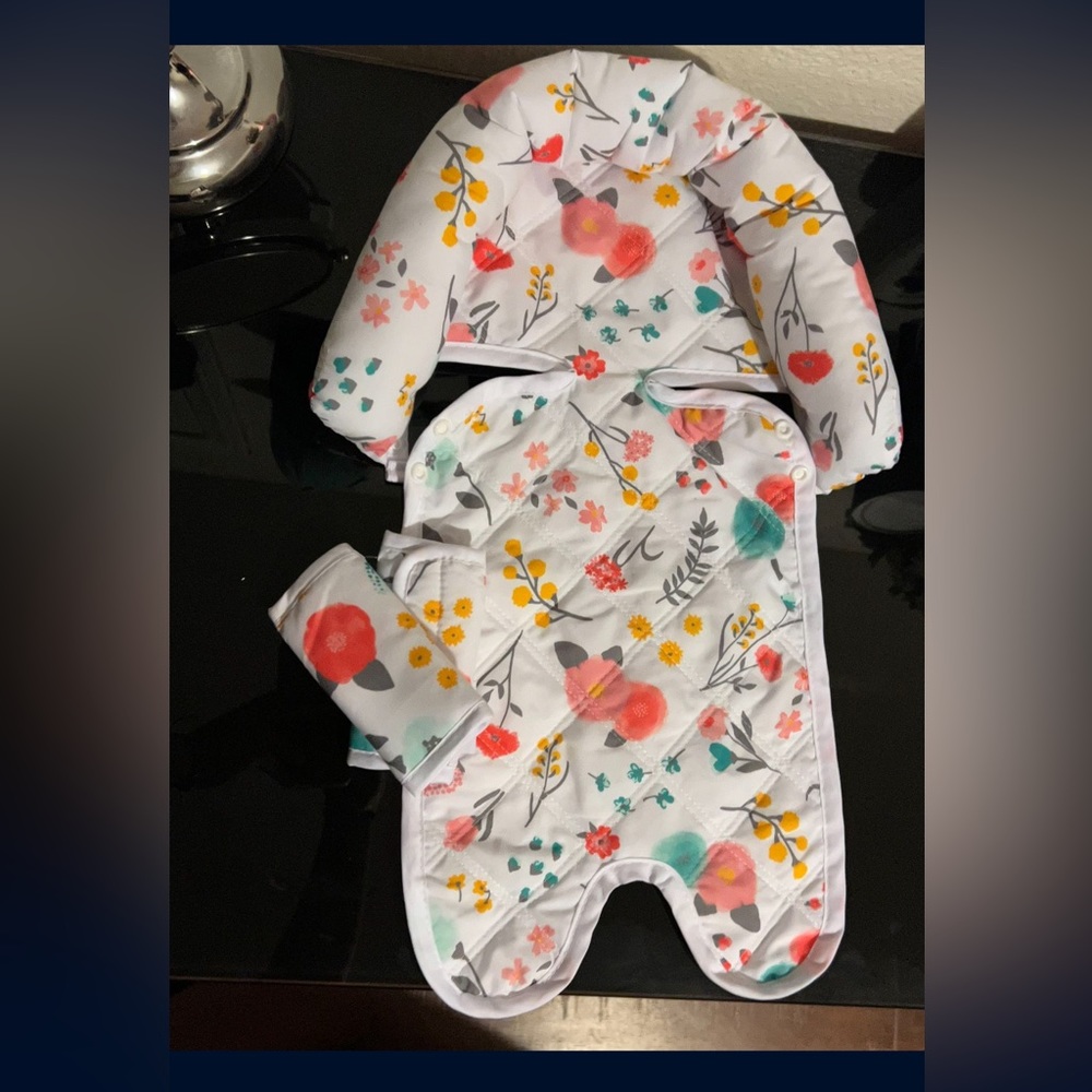 Baby clothes - Picture 2 of 3
